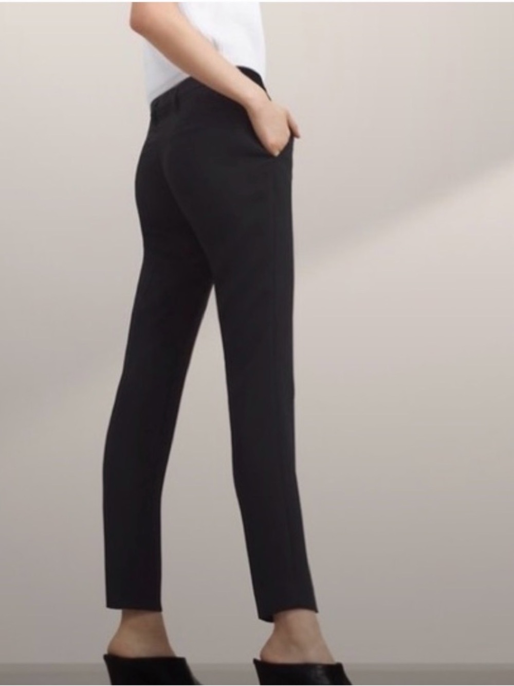 Black Women's Tailored Ankle Pants babaton